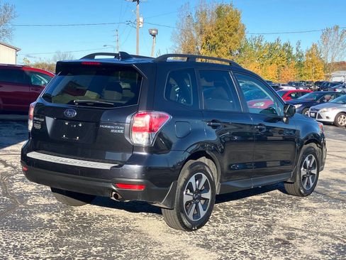 Used 2017 Subaru Forester 2.5i Premium image 3