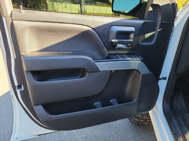 Used 2018 Chevrolet Silverado 1500 LT w/ All Star Edition AWD/4WD image 15