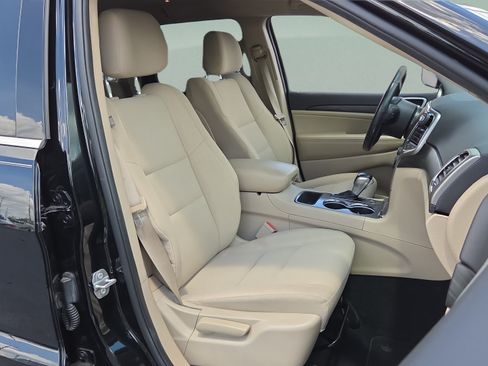Used 2021 Jeep Grand Cherokee Laredo RWD image 17