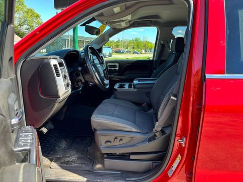 Used 2015 GMC Sierra 1500 SLE w/ SLE Value Package AWD/4WD image 9
