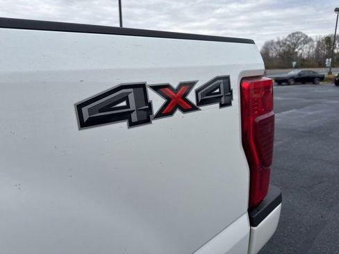 Used 2021 Ford F250 Platinum image 9