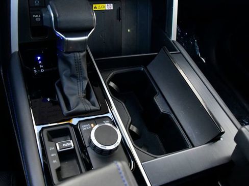 Used 2024 Toyota Tundra Platinum image 28