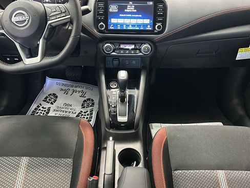 New 2025 Nissan Versa SR w/ Trunk Package image 19