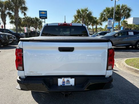 Used 2024 Chevrolet Colorado W/T RWD image 6