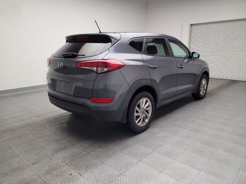 Used 2017 Hyundai Tucson SE image 9
