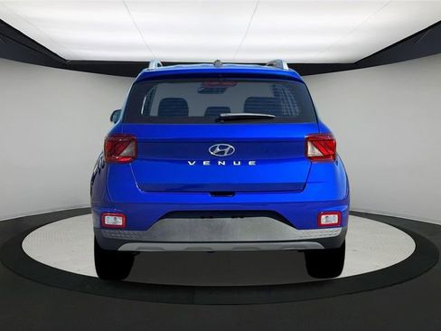 New 2026 Hyundai Venue SEL image 6