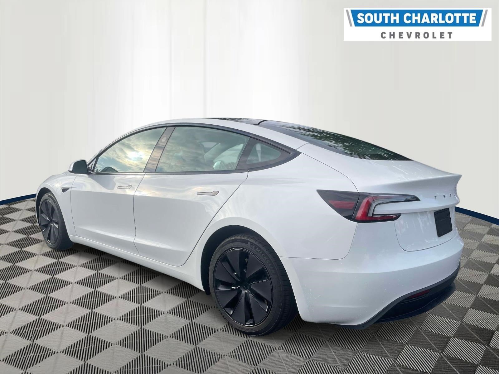 Used 2024 Tesla Model 3 Long Range AWD/4WD image 6