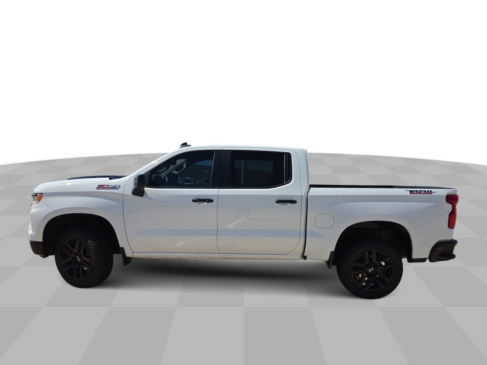 Used 2024 Chevrolet Silverado 1500 LT Trail Boss w/ Convenience Package II AWD/4WD image 5