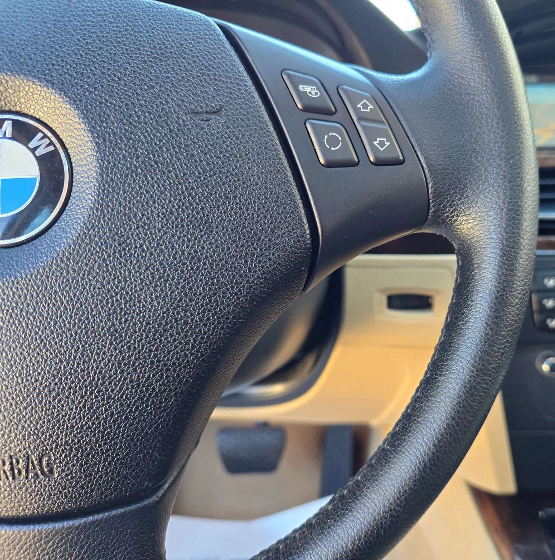 Used 2010 BMW 328i Sedan RWD image 27