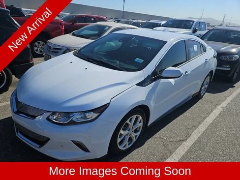 Used 2018 Chevrolet Volt Premier w/ Driver Confidence Package FWD image 6