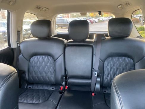 Used 2024 Nissan Armada Platinum w/ Cargo Package image 30