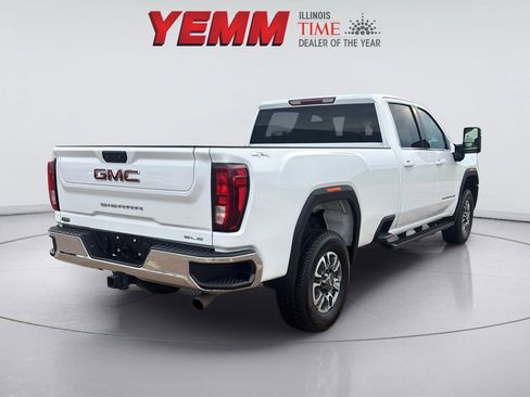 Used 2024 GMC Sierra 3500 SLE w/ SLE Convenience Package image 9