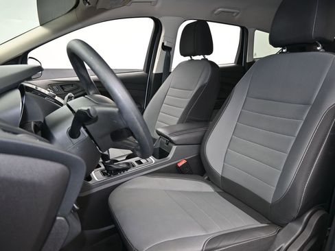 Used 2017 Ford Escape S image 10