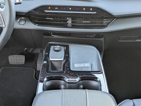 New 2026 Buick Enclave Sport Touring w/ Power Package image 20