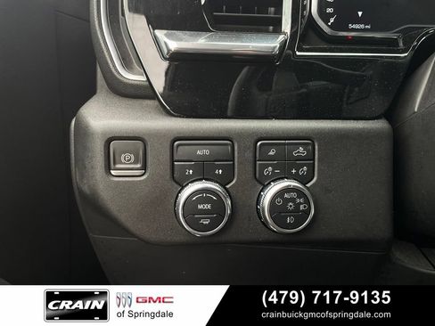 Used 2022 GMC Sierra 1500 SLT w/ SLT Premium Plus Package AWD/4WD image 12