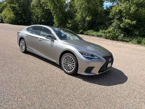 Certified 2024 Lexus LS 500 AWD w/ Interior Upgrade Package image 12
