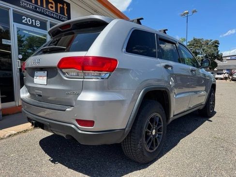 Used 2018 Jeep Grand Cherokee Laredo AWD/4WD image 7
