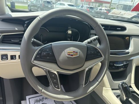 Used 2021 Cadillac XT5 Premium Luxury w/ LPO, Premium Carpet Package image 14