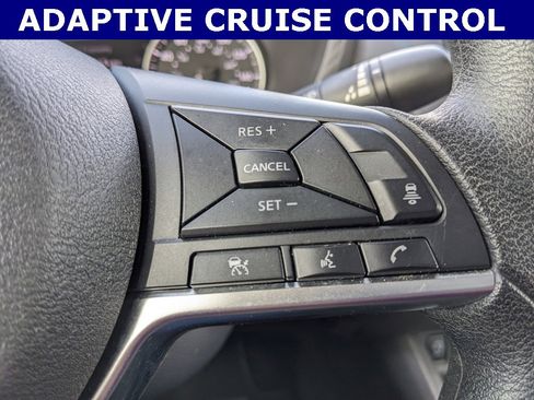 Used 2024 Nissan Sentra SV image 11