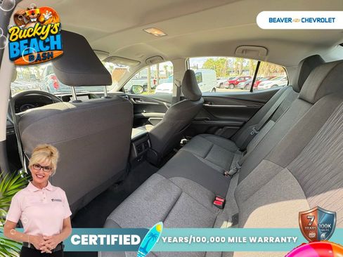 Used 2025 Toyota Camry LE FWD image 15