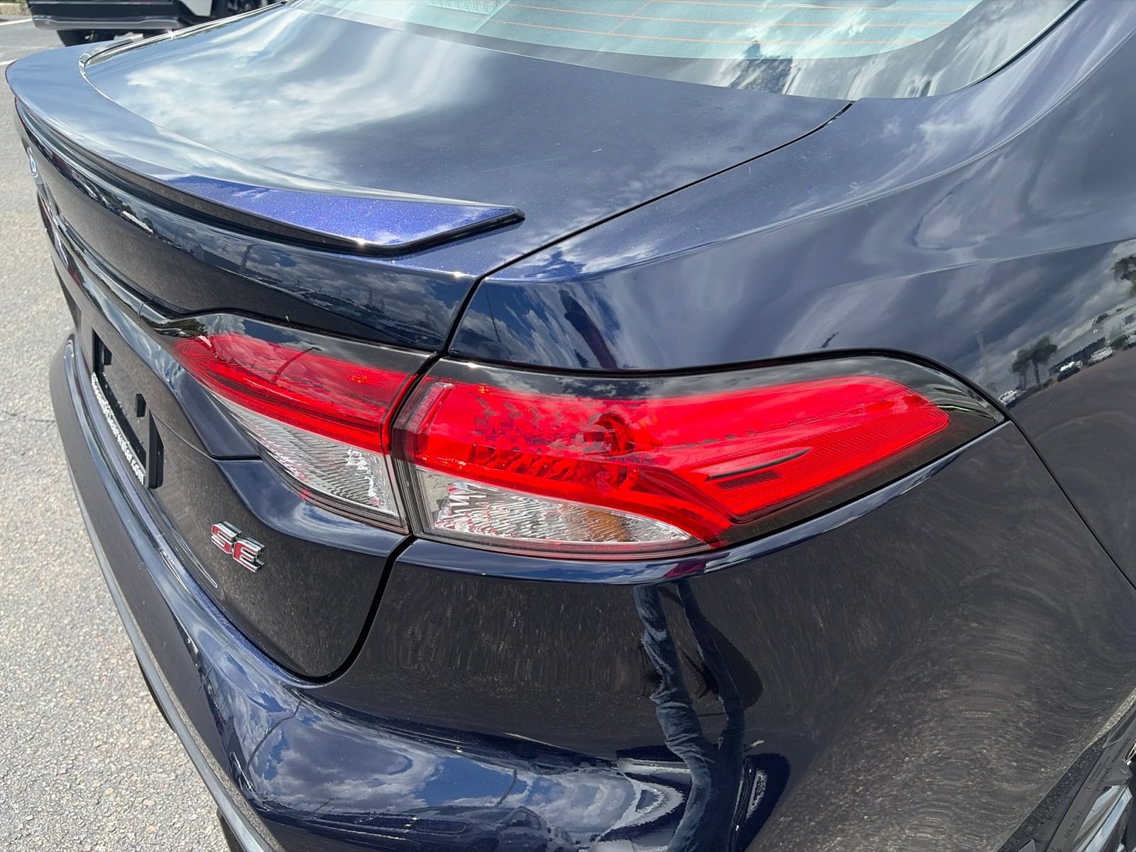 Used 2025 Toyota Corolla SE w/ SE Premium Package FWD image 44
