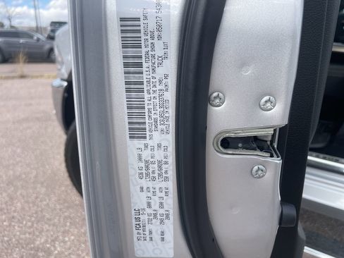 Used 2016 RAM 2500 Longhorn w/ Convenience Group image 25