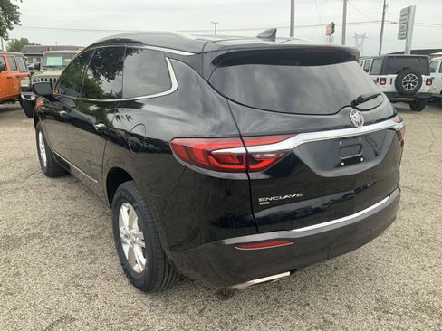 Used 2021 Buick Enclave Essence w/ Sound and Sites Package AWD/4WD image 9