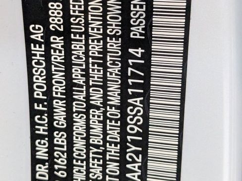 Used 2025 Porsche Taycan image 29