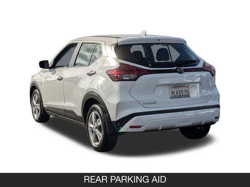 Used 2024 Nissan Kicks S FWD image 7