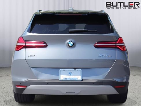 Used 2025 BMW X3 xDrive30i w/ Premium Package AWD/4WD image 5