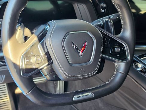 Used 2025 Chevrolet Corvette Z06 RWD image 14
