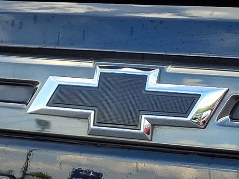 Used 2022 Chevrolet Suburban RST w/ Luxury Package image 31