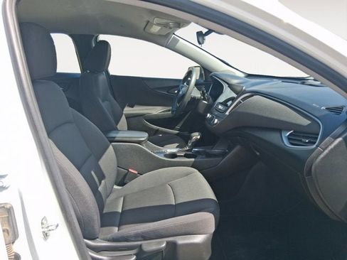 Used 2023 Chevrolet Malibu LT w/ Driver Confidence Package FWD image 15