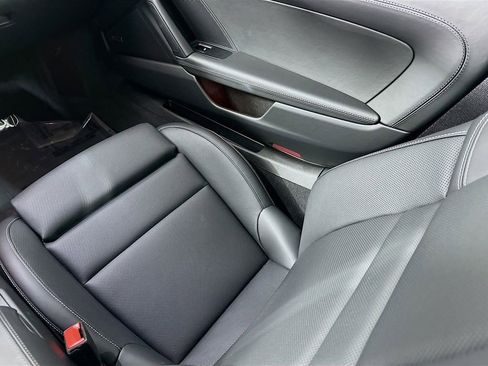 Used 2025 Porsche 911 Carrera image 25