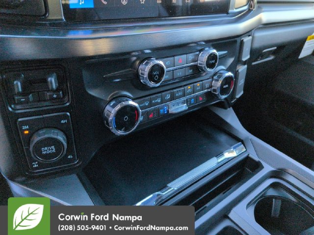 New 2026 Ford F350 Lariat w/ Lariat Premium Package AWD/4WD image 17