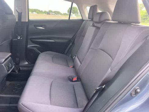 Used 2024 Toyota Venza LE AWD/4WD image 14
