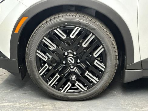 New 2026 Nissan Leaf Platinum+ image 25