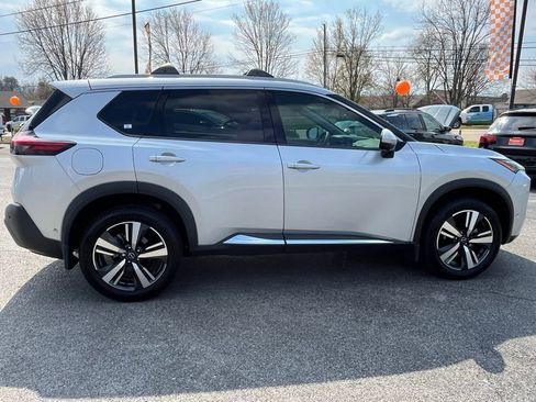 Used 2022 Nissan Rogue SL w/ SL Premium Package FWD image 9