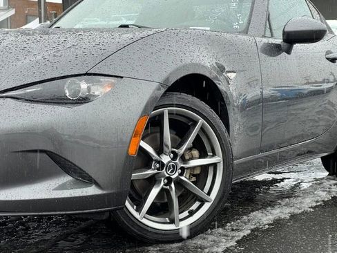 Used 2023 MAZDA MX-5 Miata Grand Touring RWD image 2