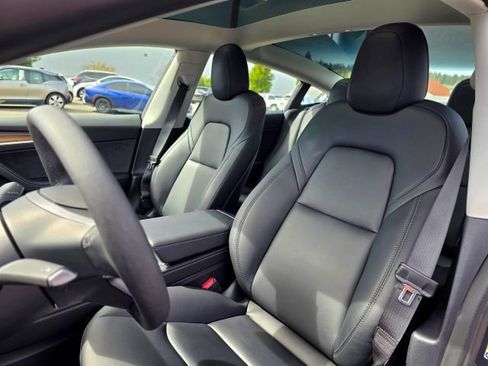 Used 2022 Tesla Model 3 Long Range AWD/4WD image 26