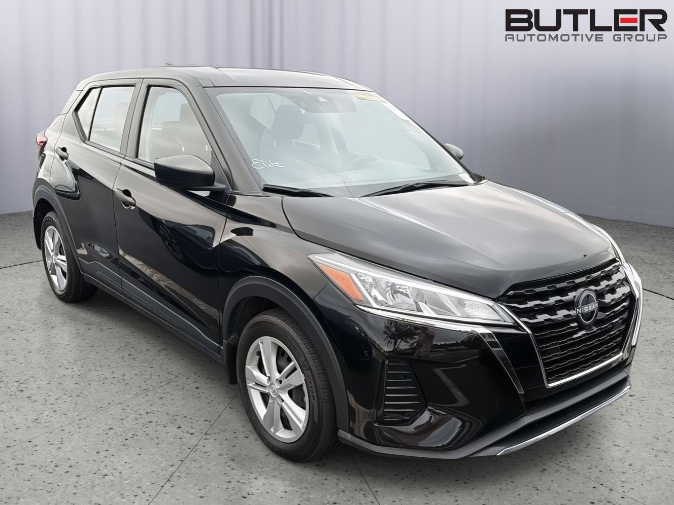 Used 2024 Nissan Kicks S FWD image 6