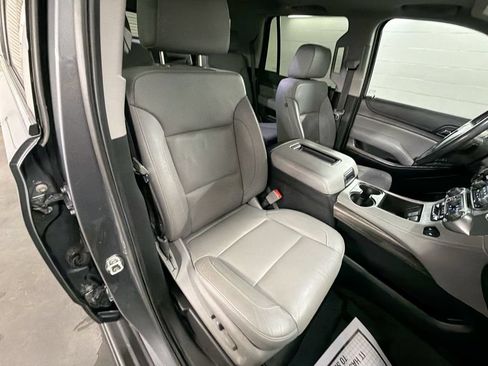 Used 2020 Chevrolet Tahoe LT RWD image 28