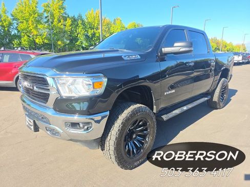 Used 2019 RAM 1500 Big Horn AWD/4WD image 1