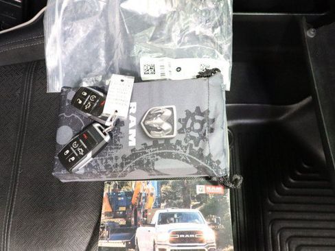 Used 2020 RAM 2500 Laramie w/ Night Edition AWD/4WD image 63