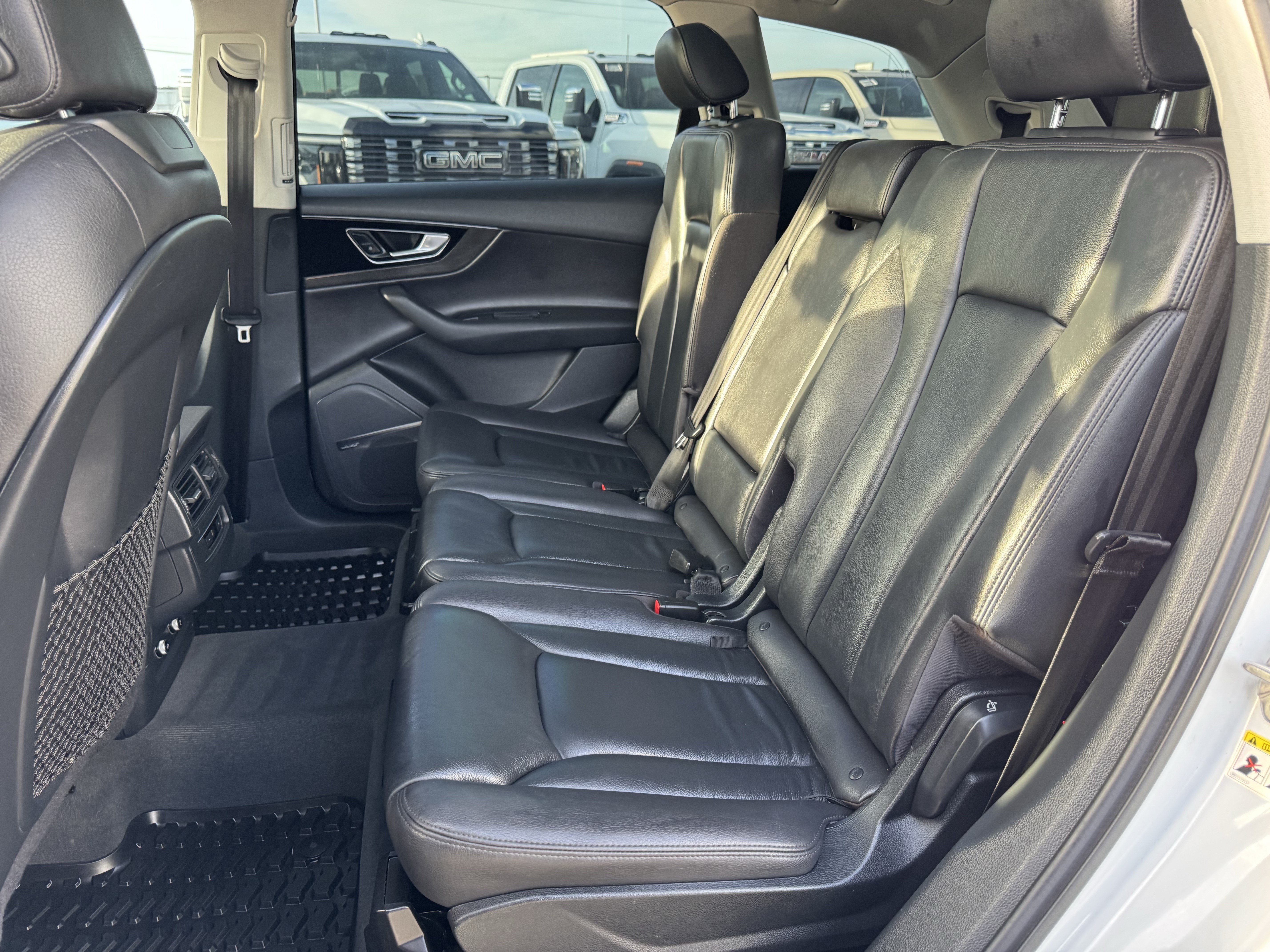 Used 2018 Audi Q7 3.0T Premium Plus w/ Premium Plus Package AWD/4WD image 25
