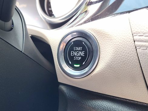 Used 2022 Buick Encore GX Essence w/ Advanced Technology Package FWD image 21