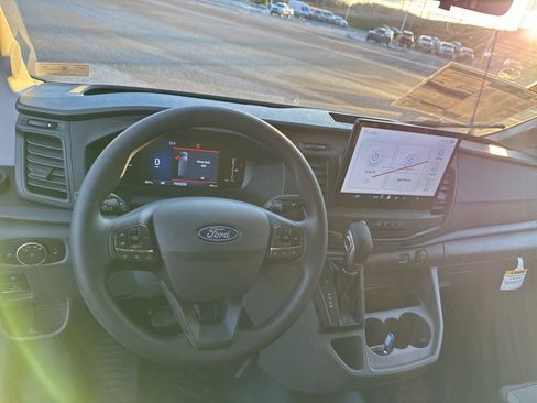 New 2026 Ford Transit 350 XL image 5