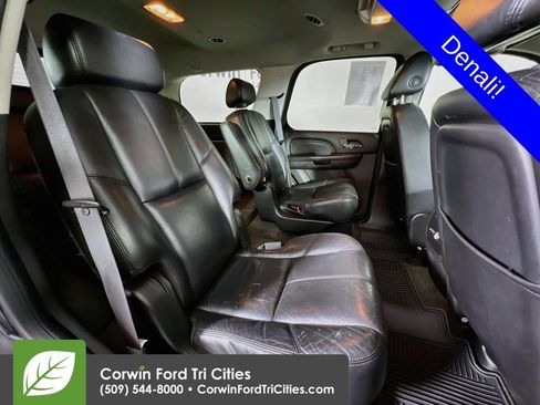 Used 2007 GMC Yukon Denali AWD/4WD image 17