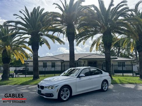 Used 2016 BMW 328i xDrive Sedan AWD/4WD image 2