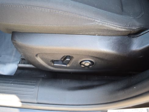 Used 2015 Chrysler 200 Limited w/ Convenience Group FWD image 13